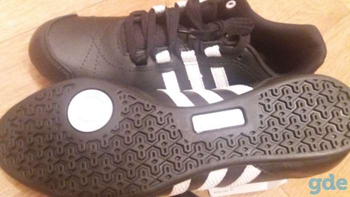Кроссовки Adidas р.35-36, по стельке 24см.НОВЫЕ, фотография 3