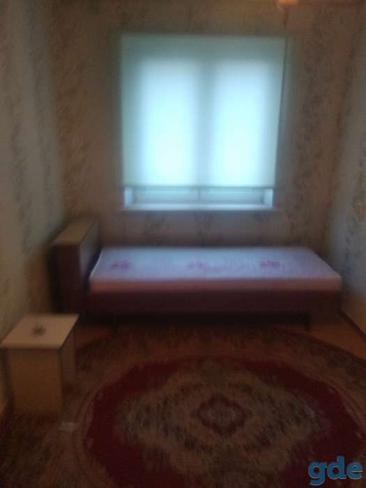 Сдам комнату мужчине в квартире без хозяев, Кижеватова 81, фотография 1