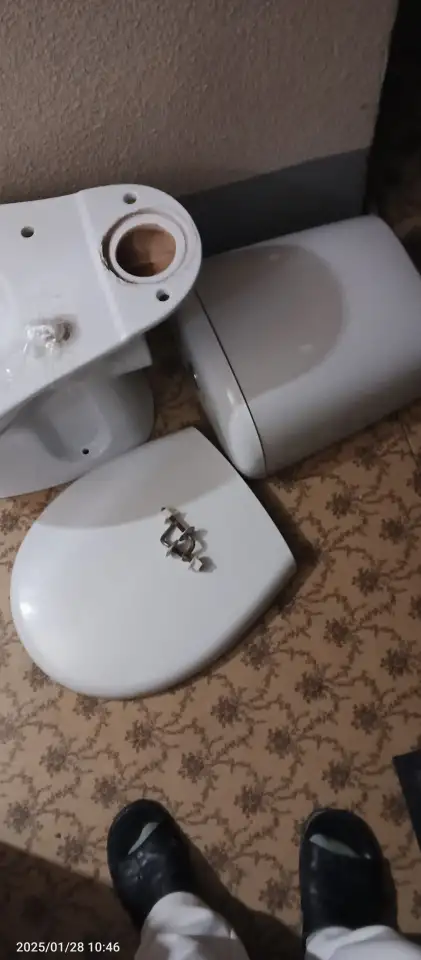 Продам унитаз с бачком., фотография 2