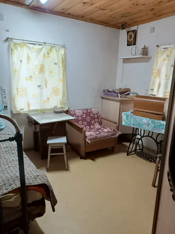 Уютный дом в лесу для души и отдыха. 25 соток уединения, но в деревне с соседями., фотография 7