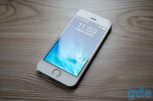 Продам iPhone 5s. Отличное состояние . 130р ., фотография 1