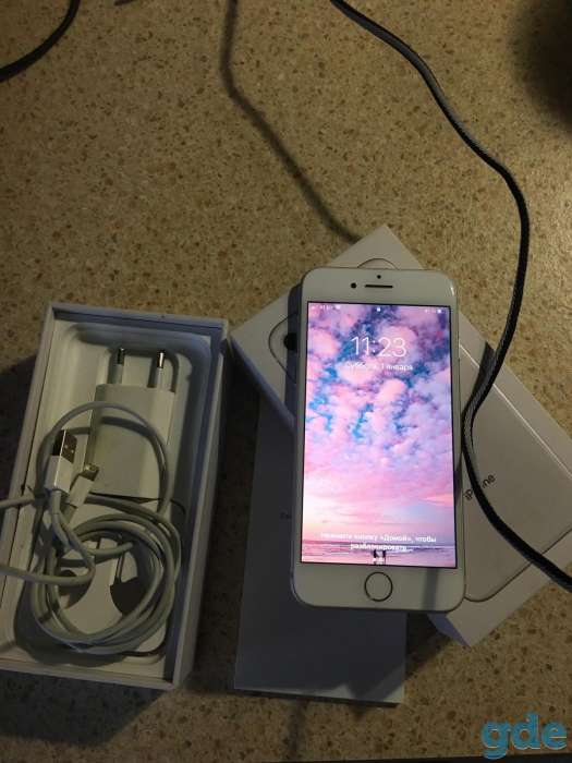 Продам iPhone 8 64gb, фотография 1