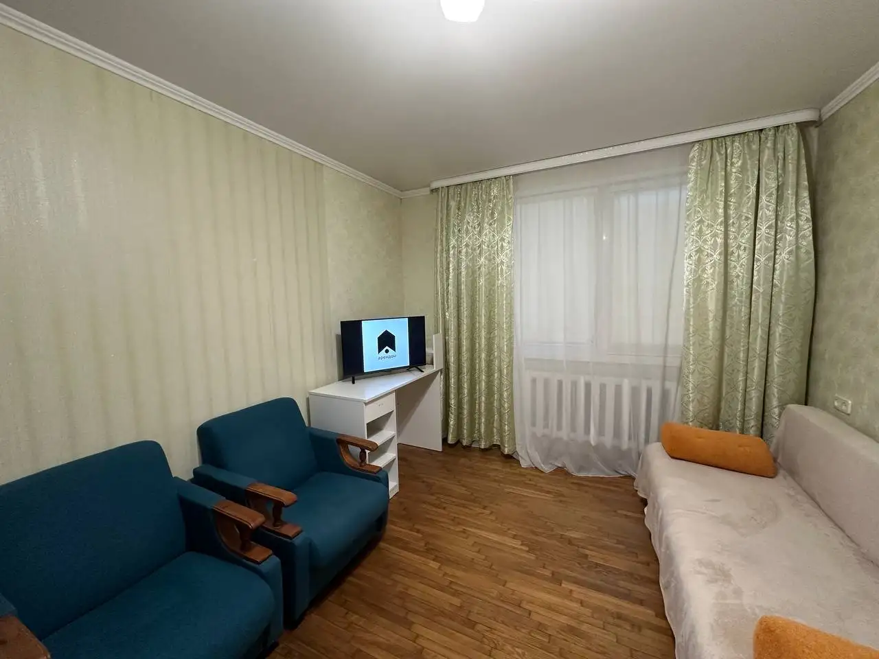 Квартира на сутки в Островце, Володарского, 48, фотография 3