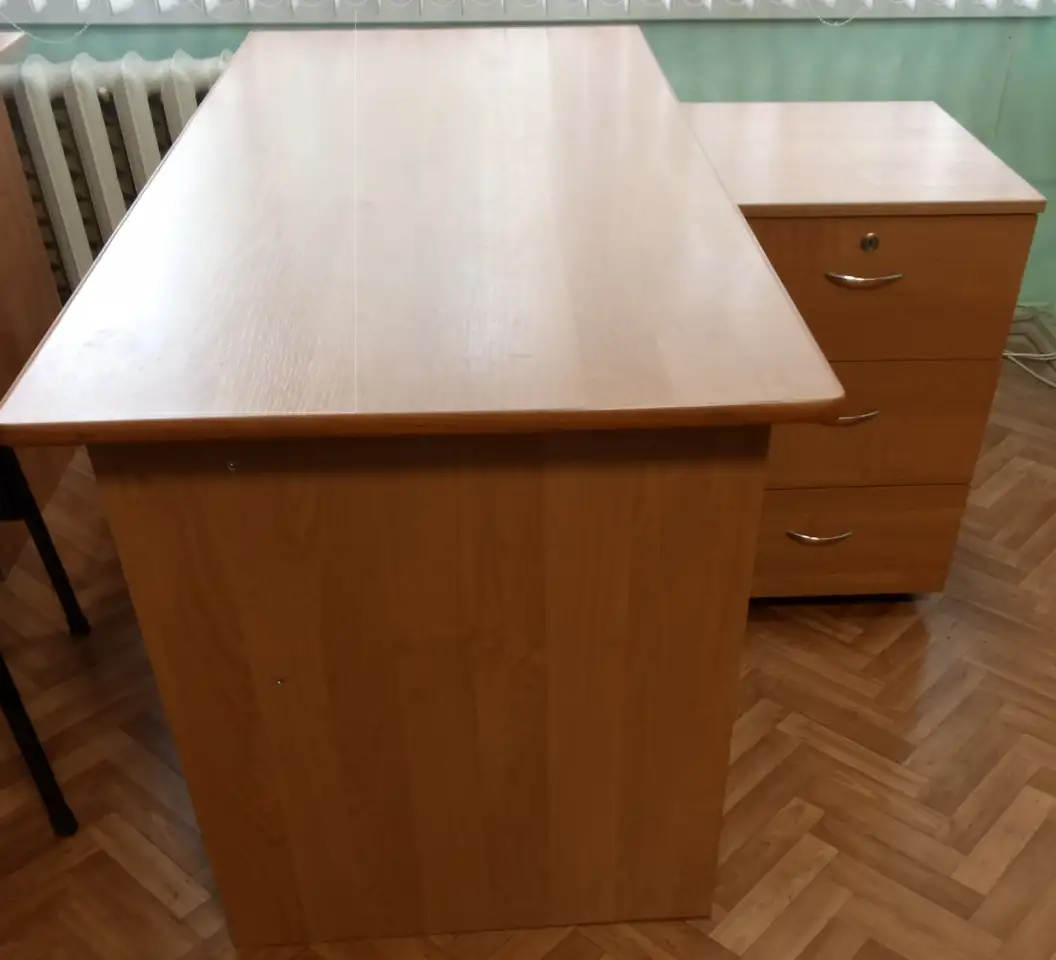 Распродажа офисной мебели, фотография 3