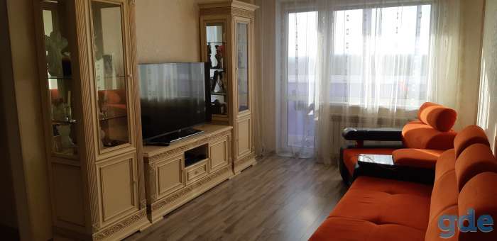 Продаю трехкомнатную комфортабельную квартиру, ул. 14 Партизан, 8, фотография 1