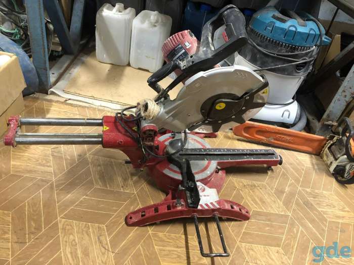 Пила торцовочная Einhell TH-SM 2534 Dual б/у, фотография 1