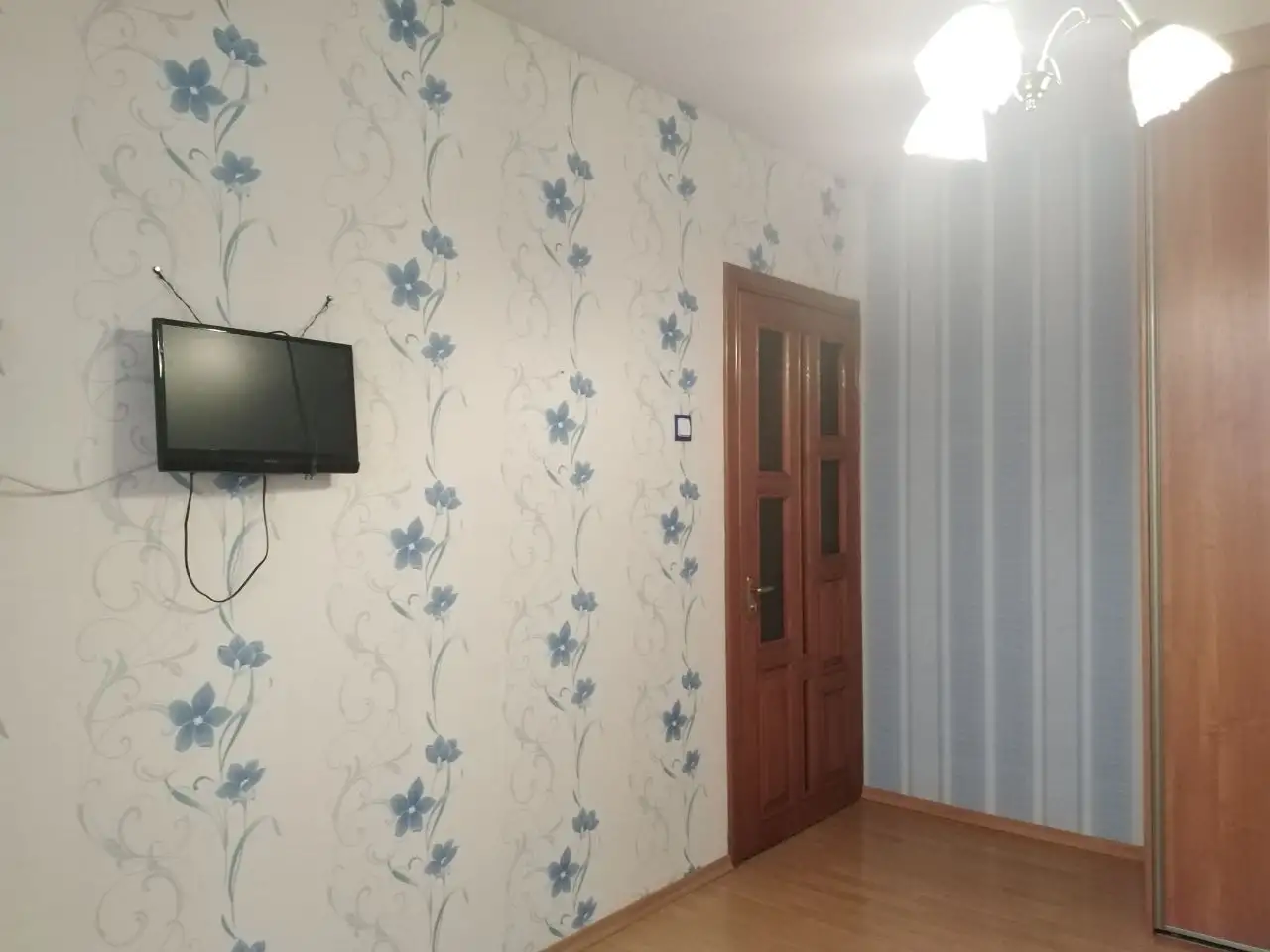 Сдам квартиру на длительный срок, м-н Румлёво, фотография 3