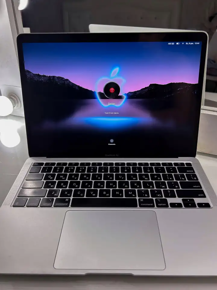 Macbook Air 13 8256, фотография 1