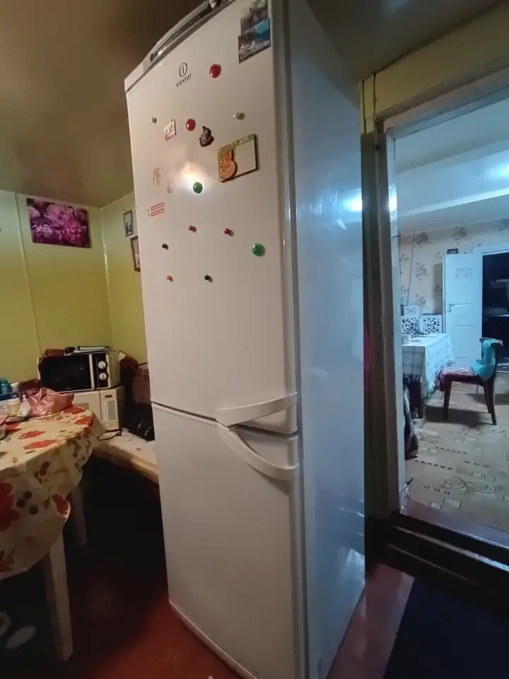 Холодильник Indesit SB200 оригинал 2 метра 4 морозилки, фотография 1