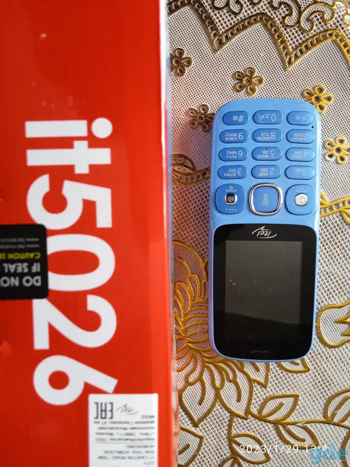 Продам телефон кнопочный Intel5026, фотография 5