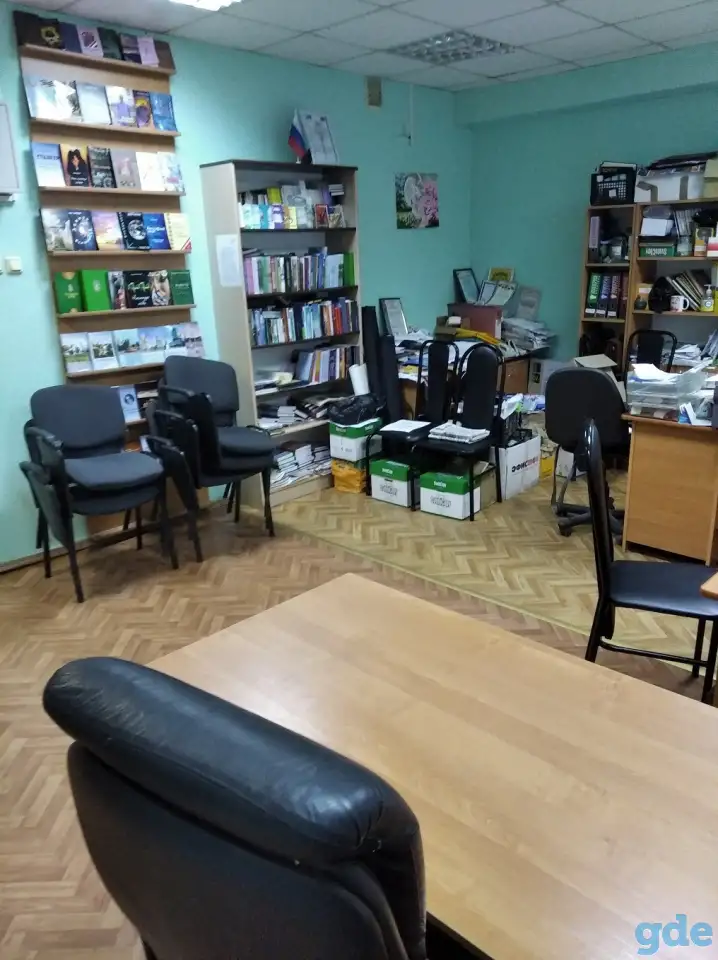 Офис 25.7 кв. метров в центре, у метро Молодёжная, фотография 3