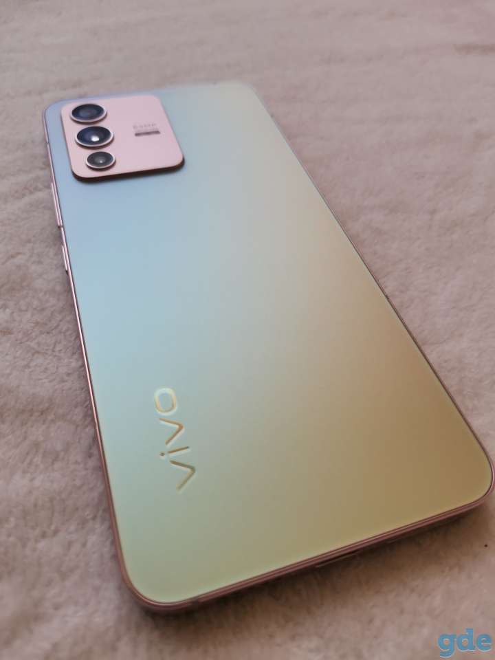 Смартфон Vivo V23 5G, фотография 1