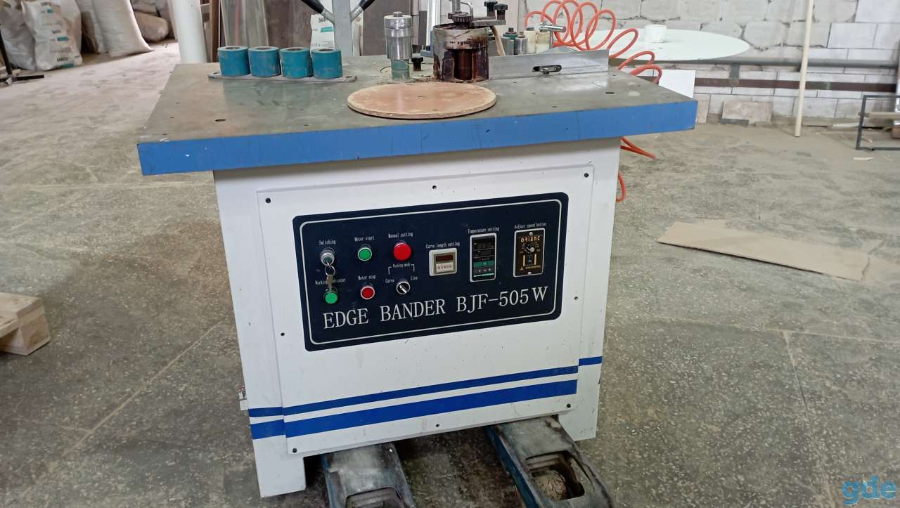 Станок кромкооблицовочный BJF-505W, фотография 1