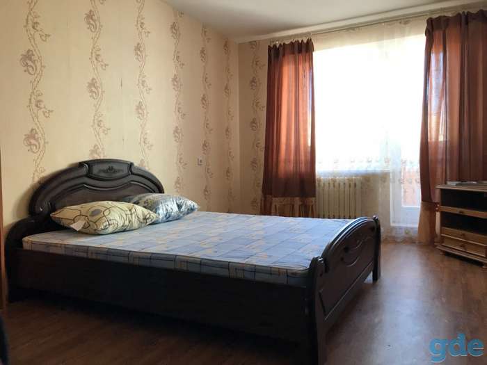 Квартиры на сутки, ул. Богатырева,  д. 157, фотография 1