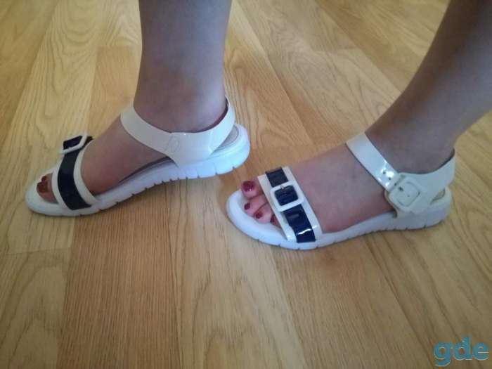 Босоножки, фотография 1