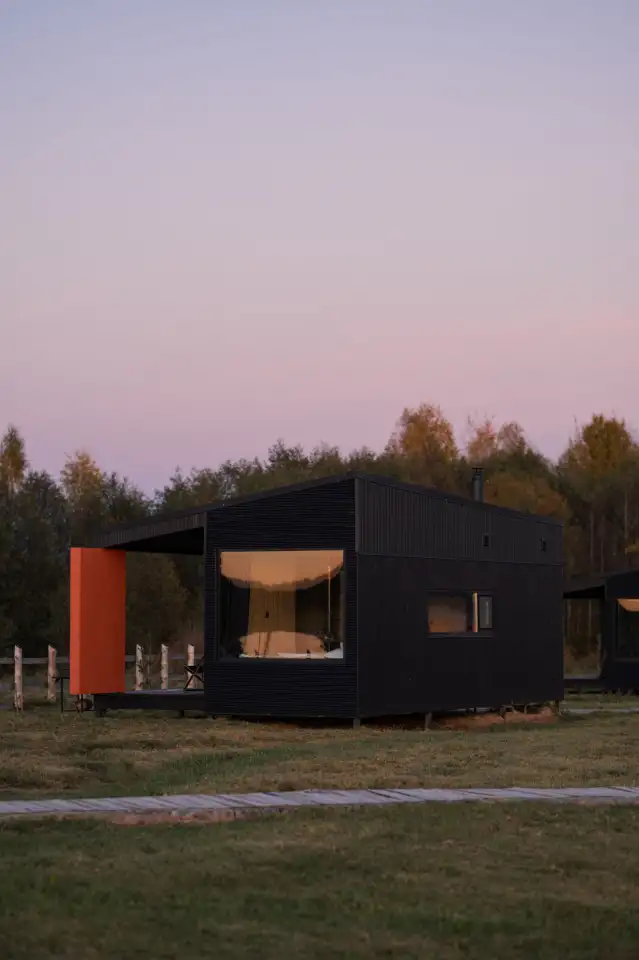 Панорамные мини-дома на ферме Nomad Houses  рядом с Браславом, фотография 5