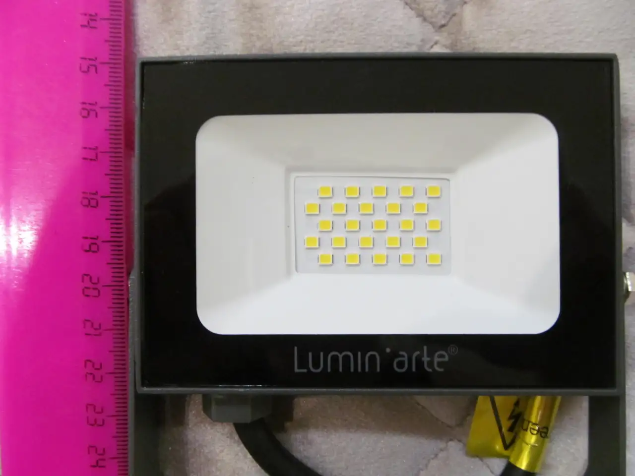 Светодиодный прожектор LFL-20W, фотография 4