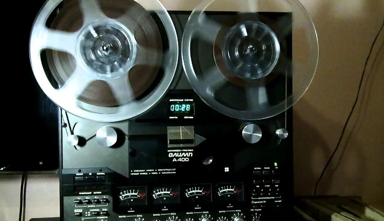 Катушечный магнитофон Олимп А-400, фотография 1