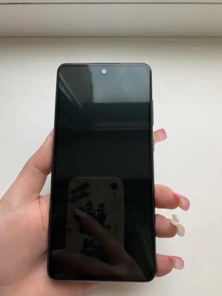 Мобильный телефон, фотография 2