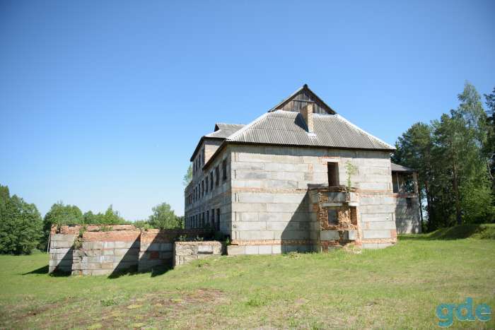 Продам участок с недостроенным зданием вблизи Минского моря, фотография 2