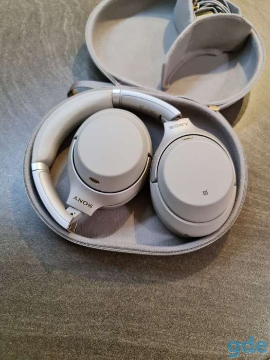 Продам беспроводные наушники Sony WH-1000XM3 в идеальном состоянии!, фотография 1