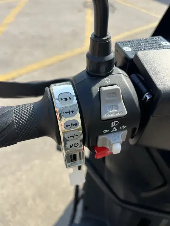 Скутер AVM JET, фотография 7