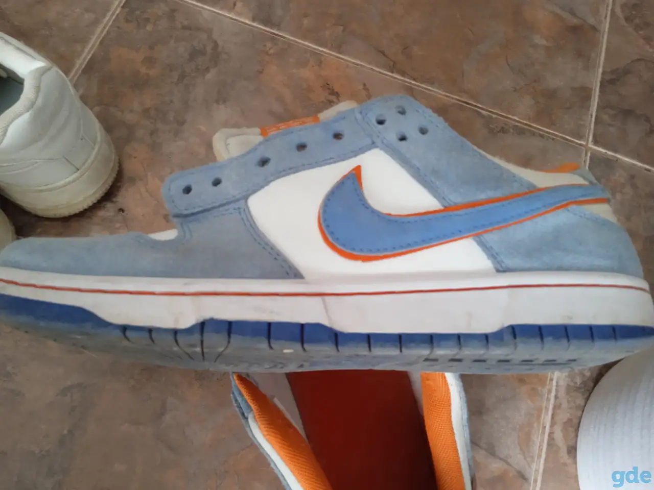Кроссовки NIKE, фотография 1