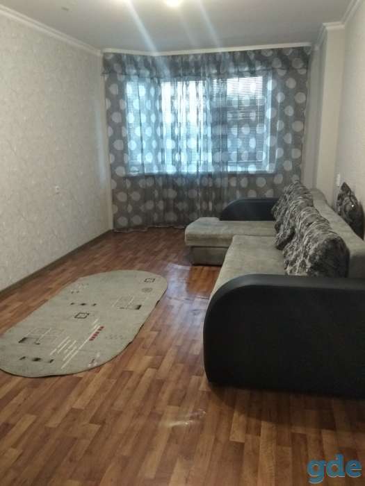 Сдам квартиру по суткам, Шапошника 30, фотография 1