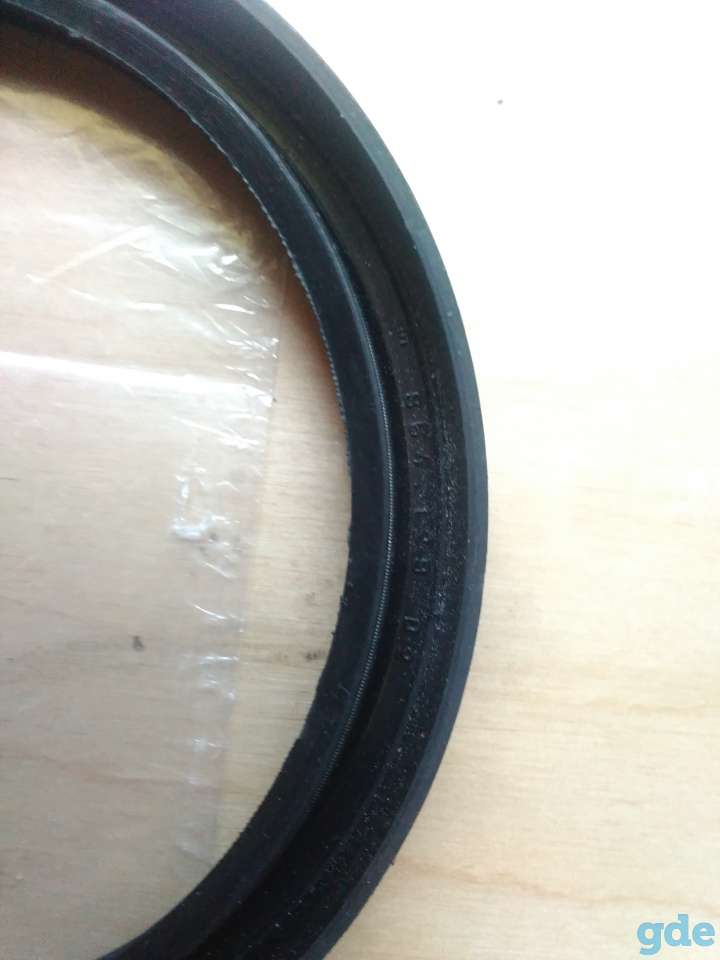 Сальник КАМАЗ ступицы задней, фотография 1